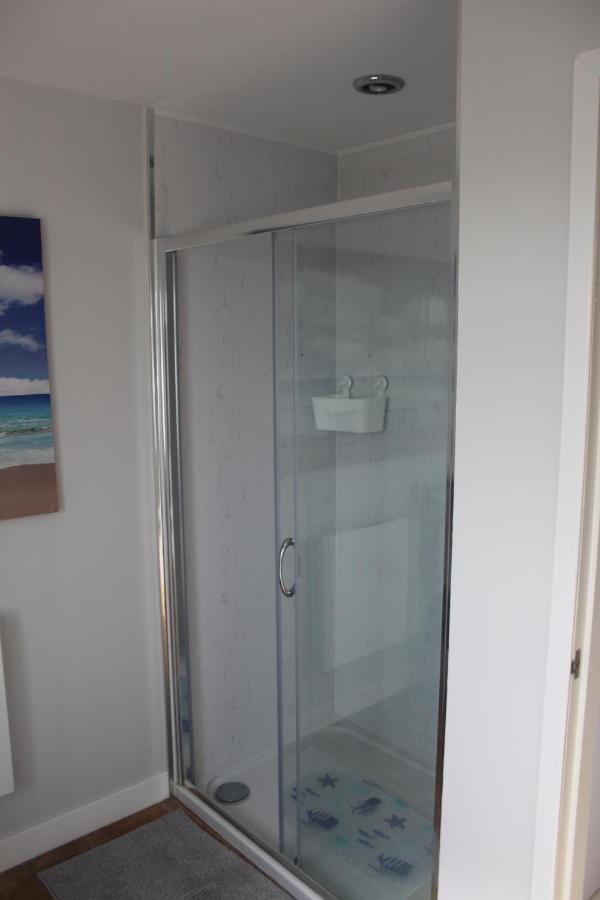 Sea View Bungalow Villa Mappleton  Luaran gambar